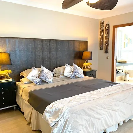 Turrion Fuer 14 Personen In Casa vacanze Marbella